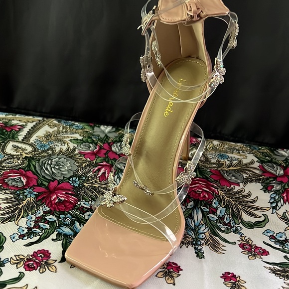 Sexy summer heels!! - Picture 3 of 4